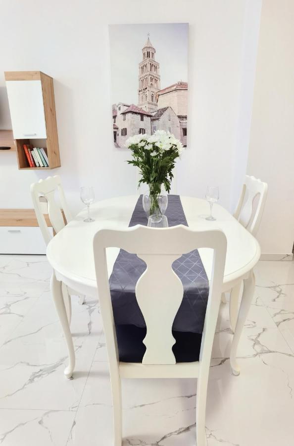 Apartments Andrea Сплит Экстерьер фото