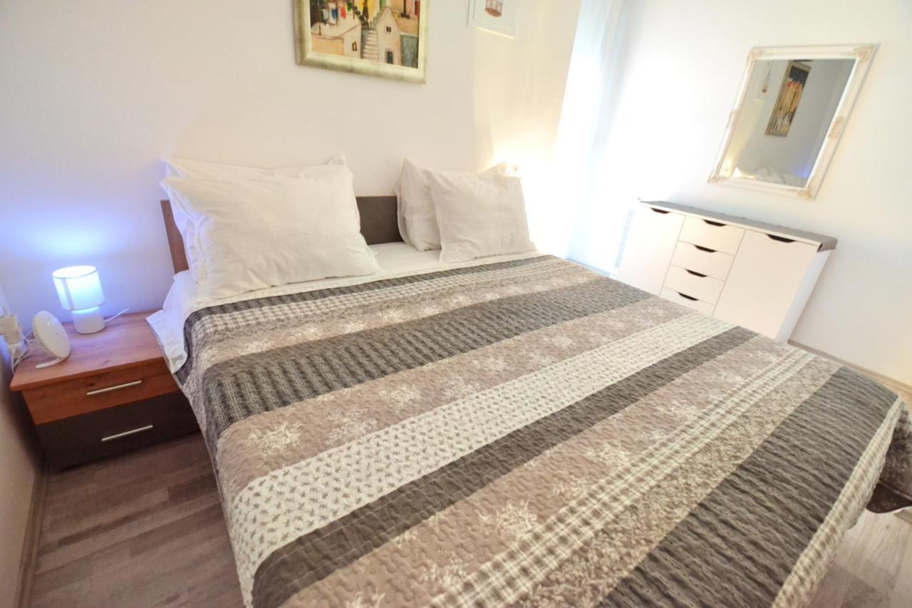 Apartments Andrea Сплит Экстерьер фото